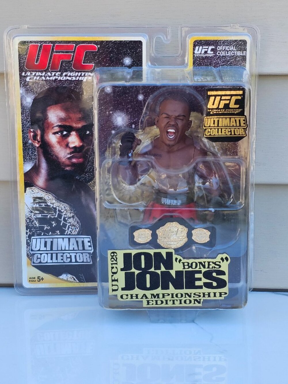UFC Ultimate Collector Series 8 Jon "Bones" Jones Championship Edition Figure